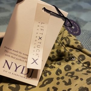 NYDJ LEOPARD PANTS LIFT/TUCK TECHNOLOGY
